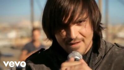 Adelitas Way – Alive