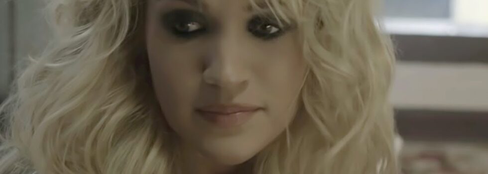 Carrie Underwood – Blown Away