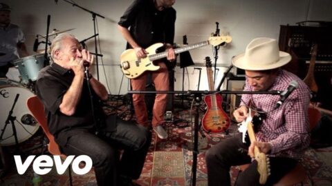Ben Harper & Charlie Musselwhite – I’m In I’m Out and I’m Gone