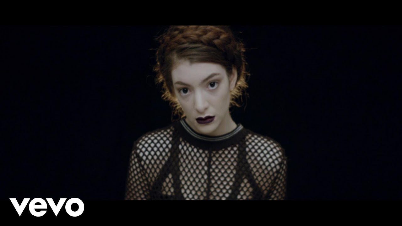 Lorde – Tennis Court