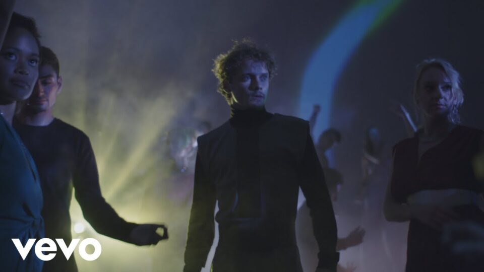 Broken Bells – Holding on for Life