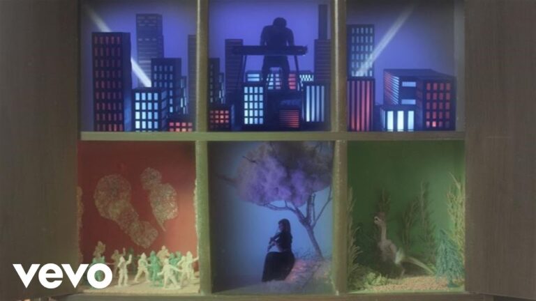 Owl City – Beautiful Times (feat. Lindsey Stirling) music video