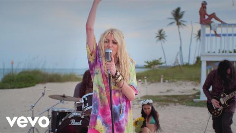 THE PRETTY RECKLESS – MESSED UP WORLD (F’D UP WORLD) music video