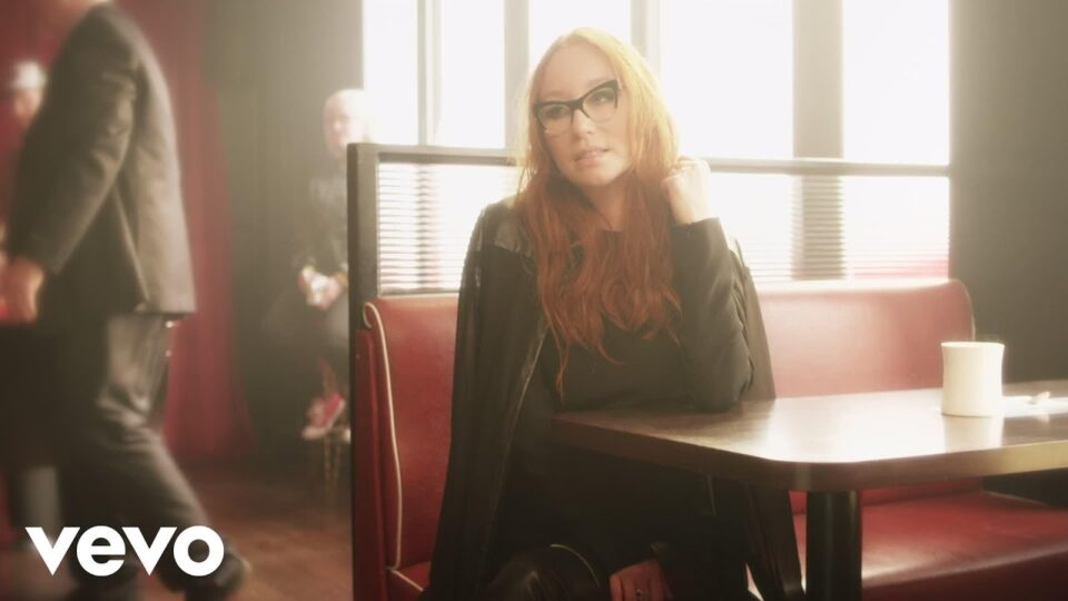 Tori Amos – Trouble’s Lament