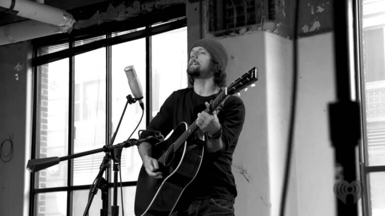 Jason Mraz – I’m Yours (iHeartRadio Performance) music video
