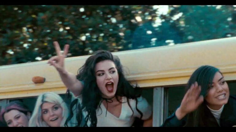Charli XCX – Break the Rules music video
