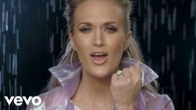 CARRIE UNDERWOOD – SOMETHING IN THE WATER