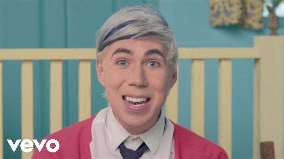 Marianas Trench – Here’s to the Zeros