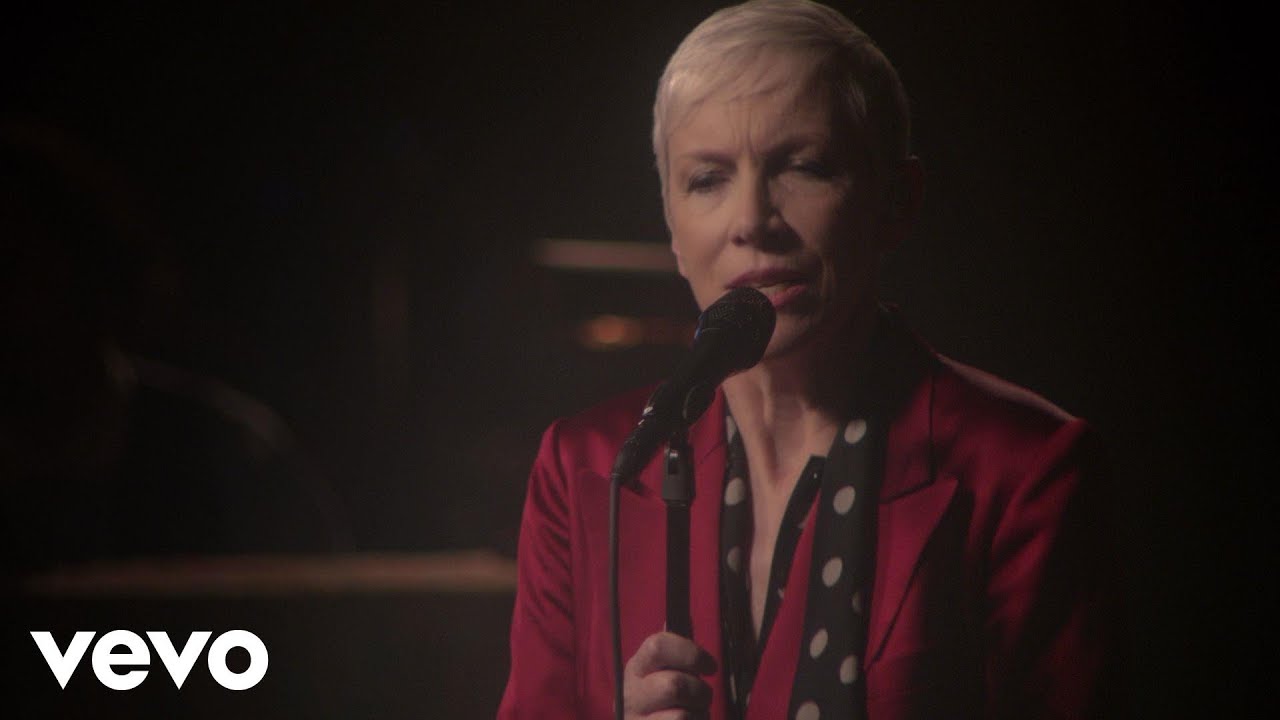 Annie Lennox – Georgia On My Mind (Live)