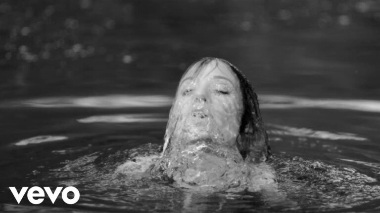 Gin Wigmore – New Rush music video