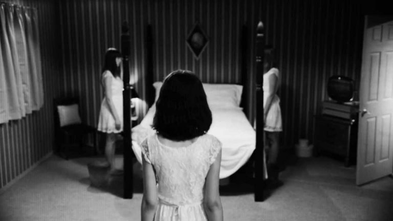 ††† (Crosses) – Bi†ches Brew music video