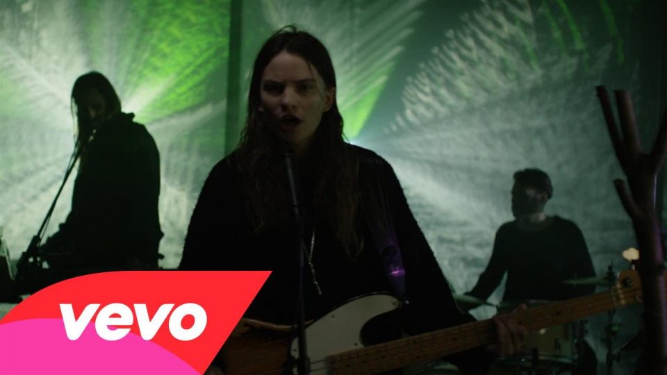 Eliot Sumner – Dead Arms & Dead Legs