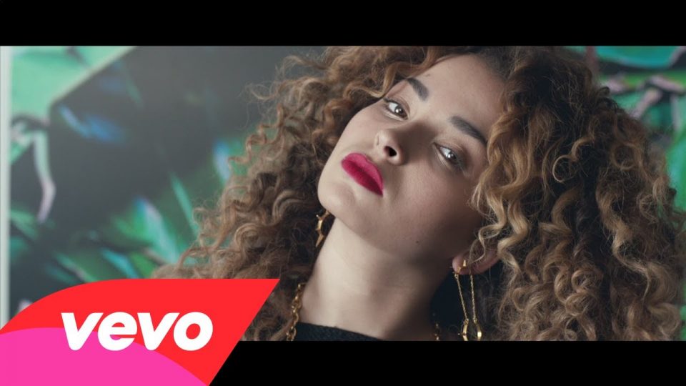 Ella Eyre – Deeper