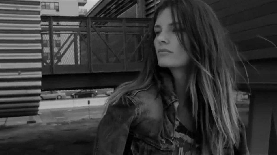 Black Coast – TRNDSTTR ft M. Maggie