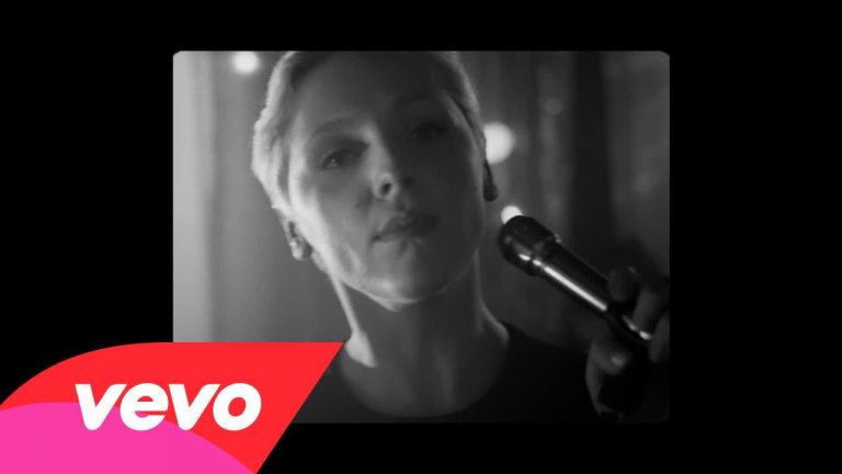 Laura Marling – I Feel Your Love music video
