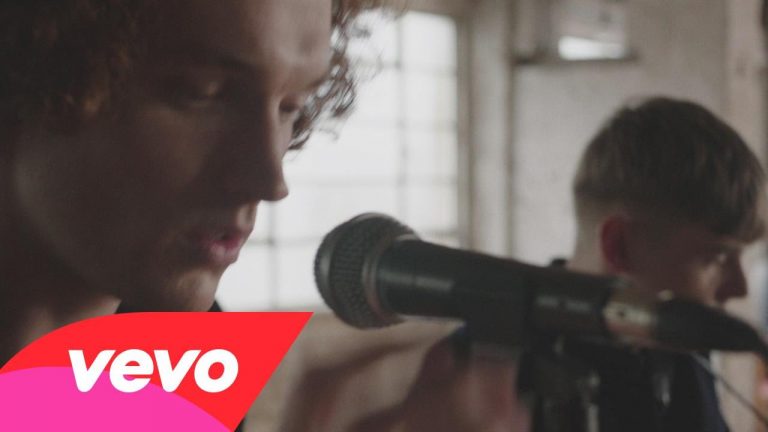 Seafret – Be There music video