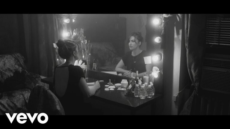 Sara Bareilles – She Used to Be Mine music video