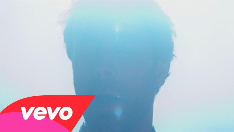 Passion Pit – Lifted Up (1985) music video