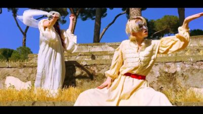 Grimes – Butterfly