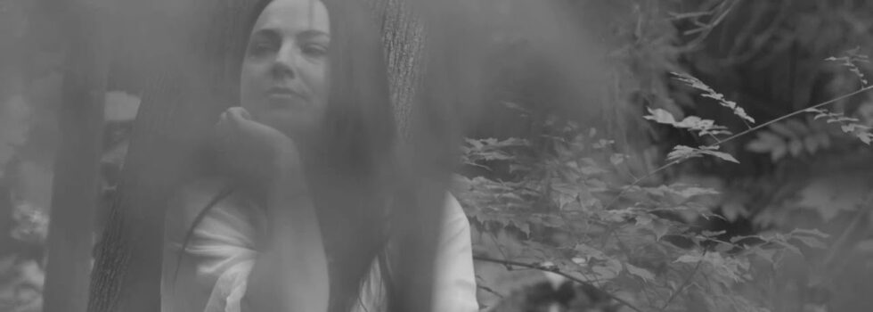 Amy Lee – Going to California (Led Zeppelin Cover)