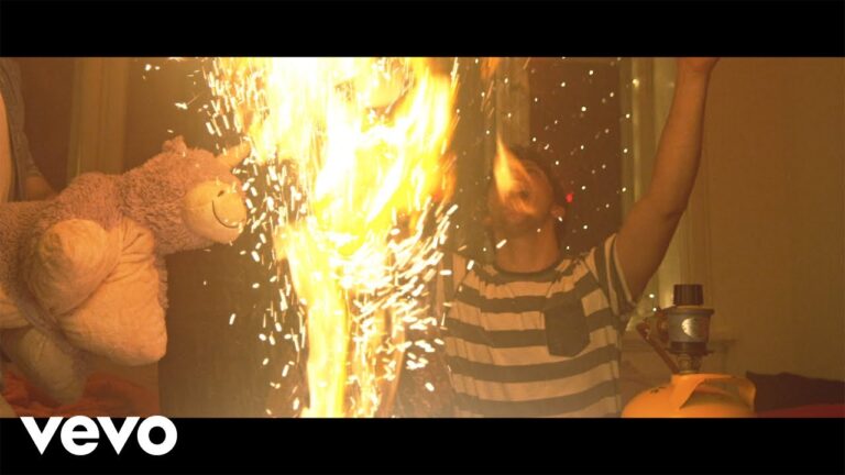 Vigiland – UFO music video