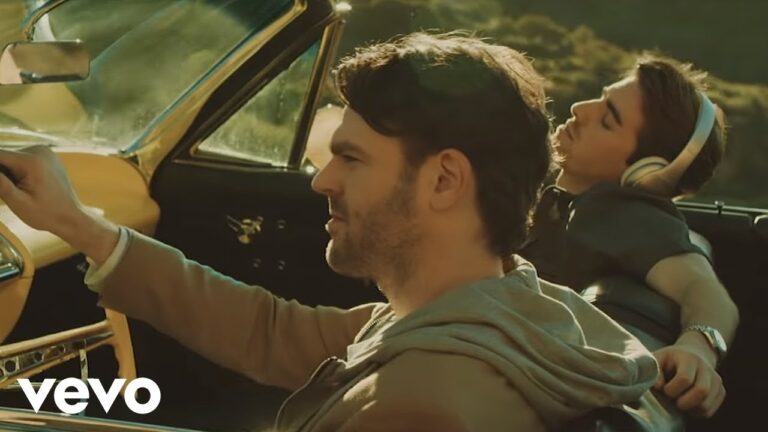 The Chainsmokers – Don’t Let Me Down music video