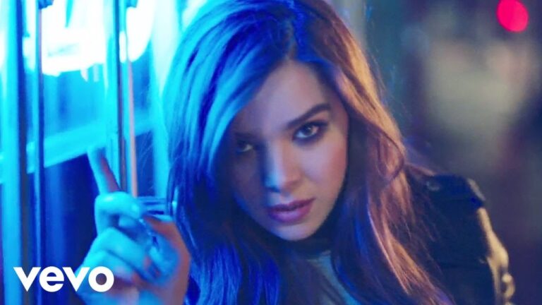 Hailee Steinfeld – Rock Bottom music video