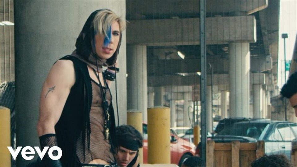 Marianas Trench – This Means War