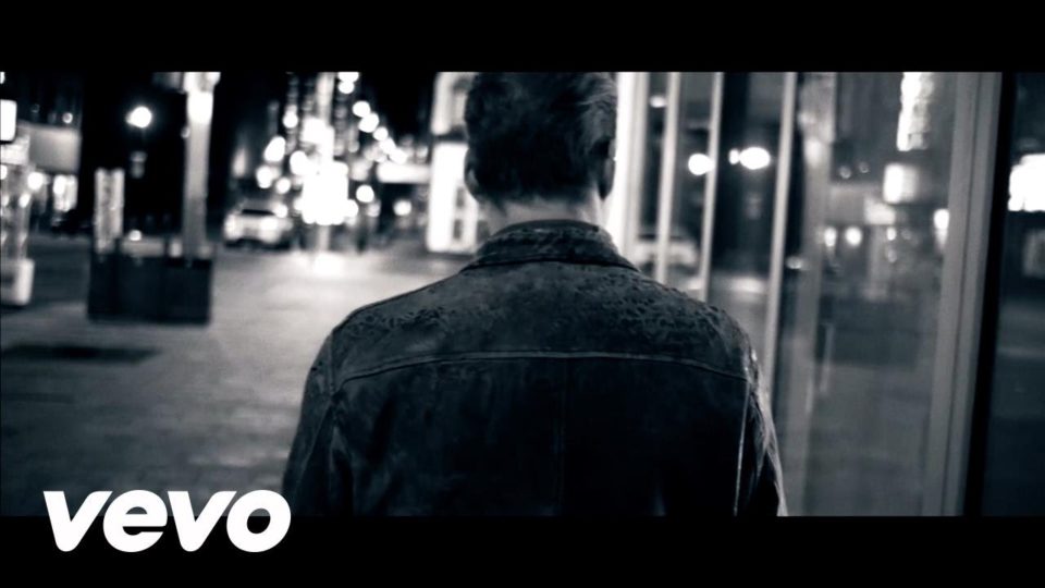 David Arn – Keeping My Distance