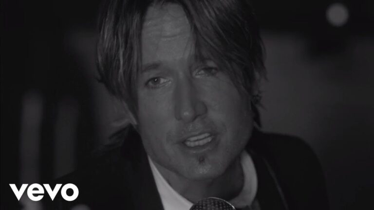 Keith Urban – Blue Ain’t Your Color music video