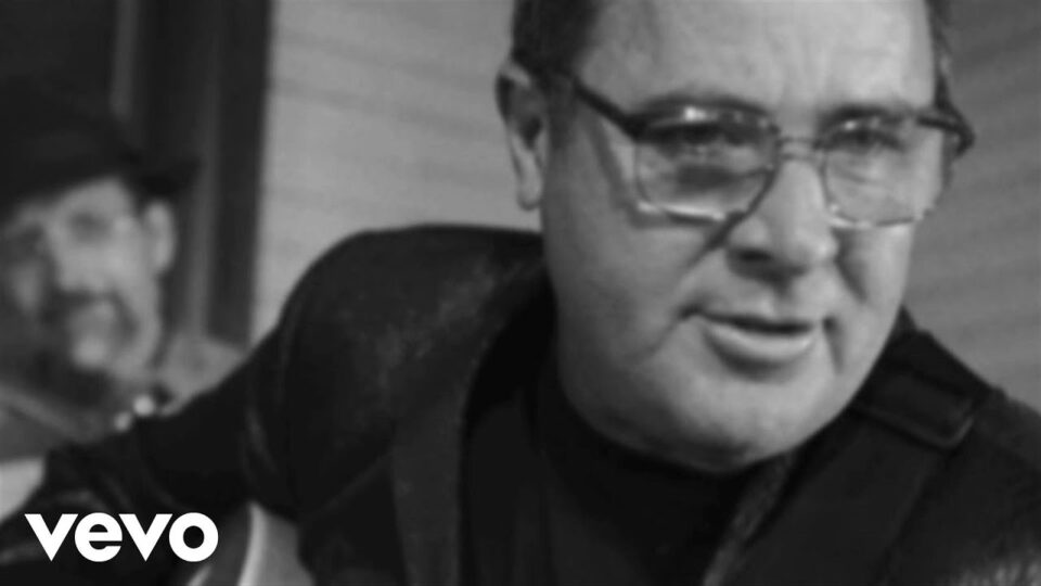 The Time Jumpers – On the Outskirts of Town