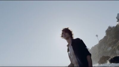 Cobi – Nobody Opened the Door