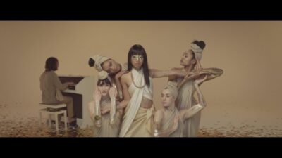 FKJ – Vibin’ Out ft. ((( O )))