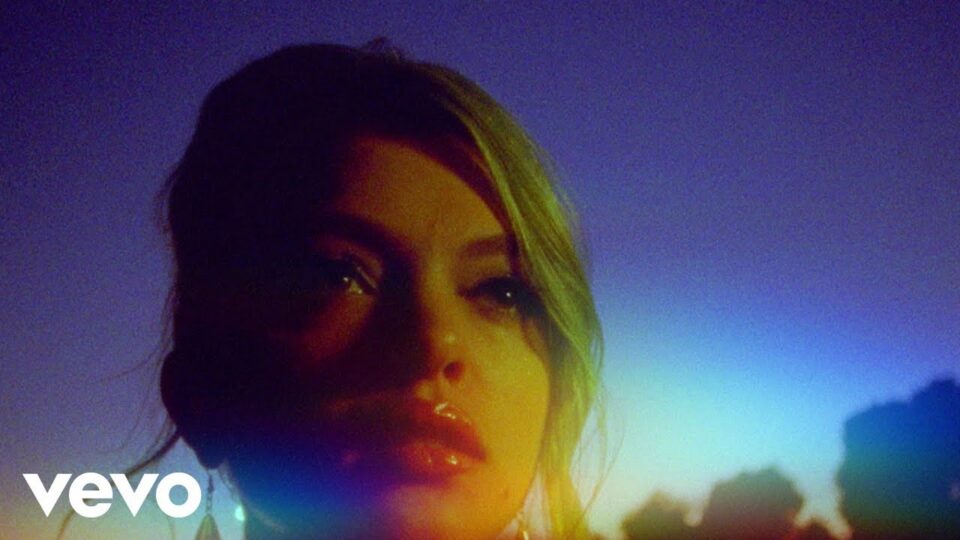 Hey Violet – Queen of the Night