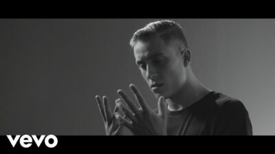 Loïc Nottet – Million Eyes