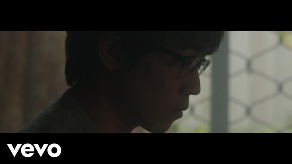 Charlie Lim – Light Breaks In