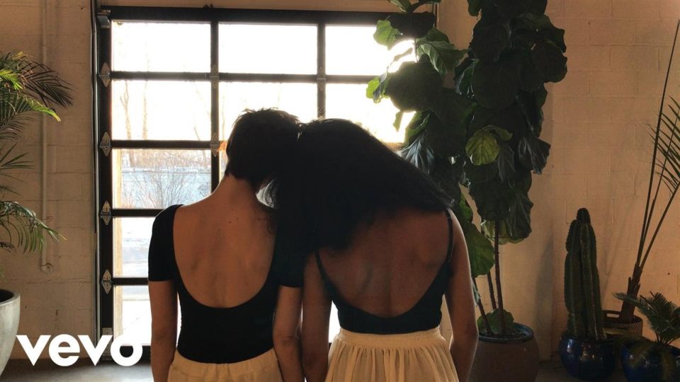 Poliça feat. Boys Noize – Lipstick Stains