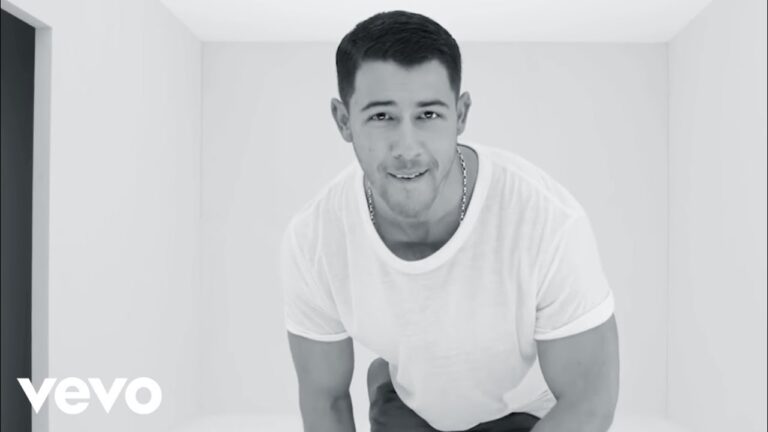 Nick Jonas – Remember I Told You (feat. Anne-Marie & Mike Posner) music video