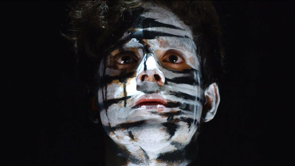 RUDY MANCUSO & POO BEAR – BLACK & WHITE