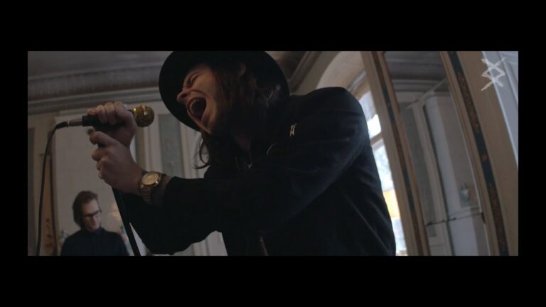 Normandie – Believe music video