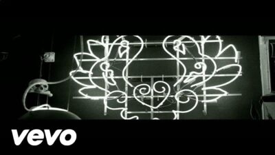 Lower Than Atlantis – Go On Strike