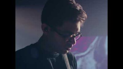 Rafiq Bhatia – Breaking English (Live Session)