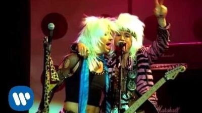 Red Hot Chili Peppers – Dani California