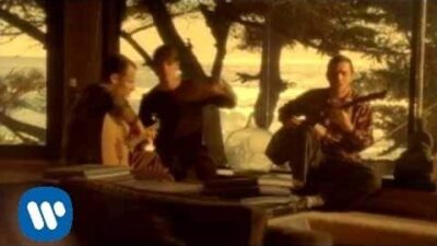 Red Hot Chili Peppers – Road Trippin’