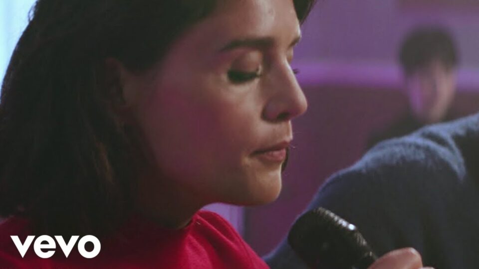 Jessie Ware – Sam (Acoustic)