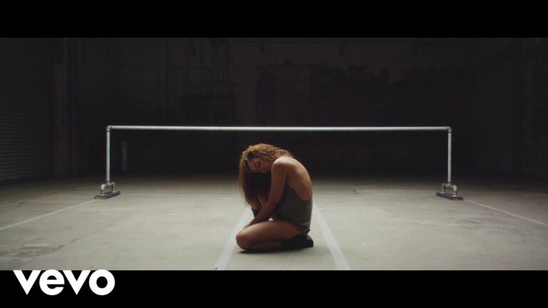 Mýa – Damage music video
