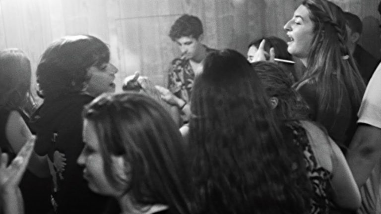 The xx – On Hold (Jamie xx Remix) music video
