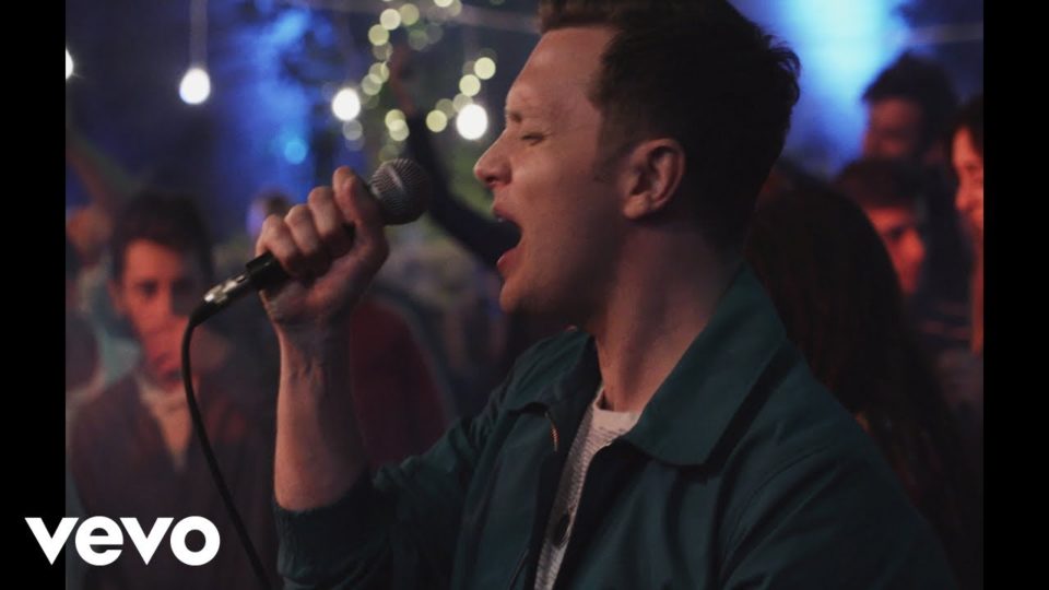 Friendly Fires – Love Like Waves