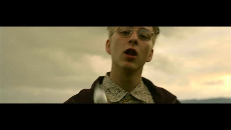 Elijah Blond – Silk music video