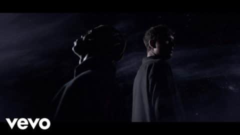 James Blake – Mile High (Featuring Travis Scott & Metro Boomin)